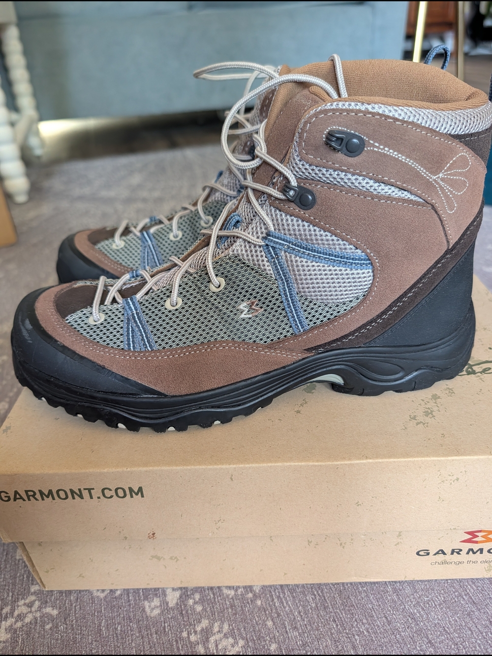 Women's Brown Lace-Up Hiking Boots
